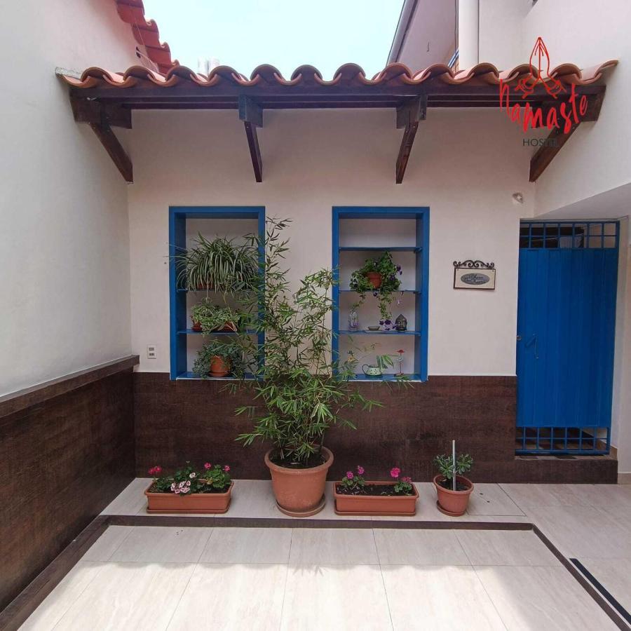 Namaste Hostel Tarija Exteriör bild